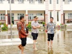 Tiga Sekolah di Pekanbaru Terendam Banjir, Siswa Belajar Daring