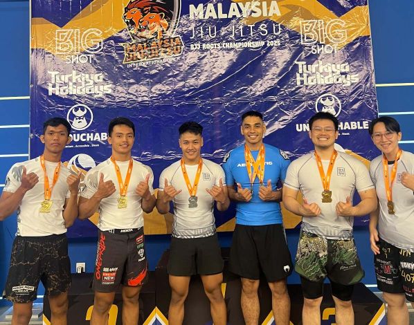 Tiga Atlet Pekanbaru Raih Emas di Malaysia Jiu Jitsu International Open 2025