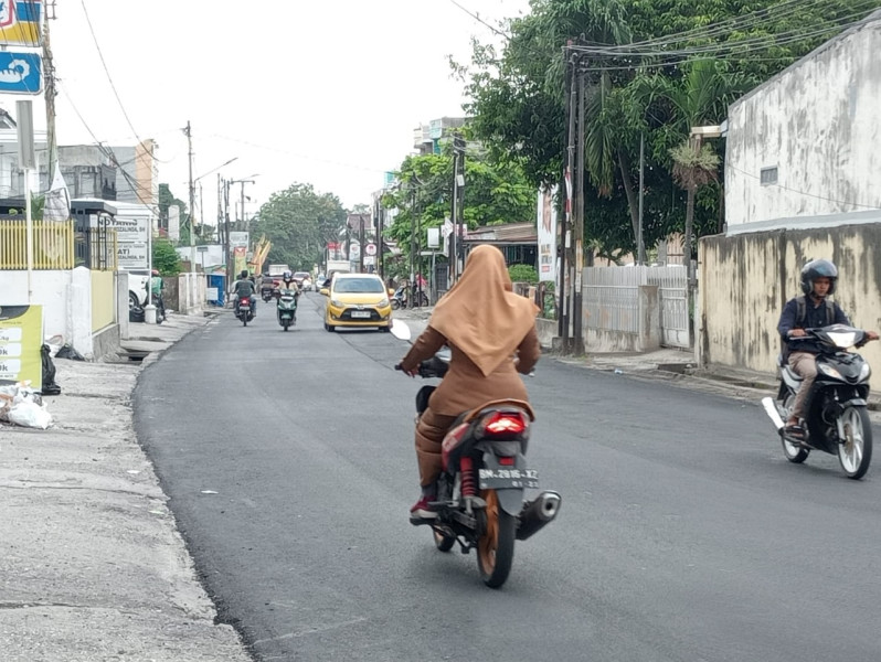 PUPR Pekanbaru Overlay Jalan Dahlia Sukajadi