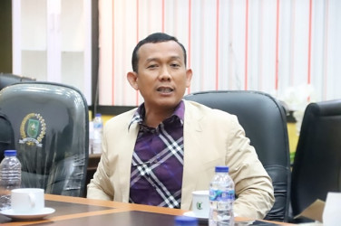 Fraksi PKB Apresiasi Keberhasilan Gubri Bawa Proyek Listrik Bawah Laut untuk Riau