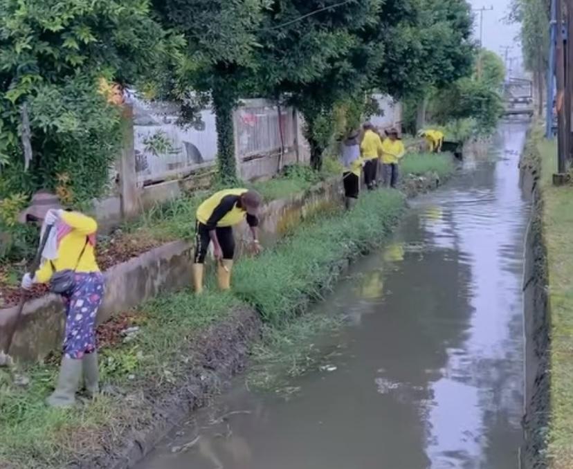 Dinas PUPR Pekanbaru Kerahkan Pasukan Kuning untuk Optimalisasi Drainase
