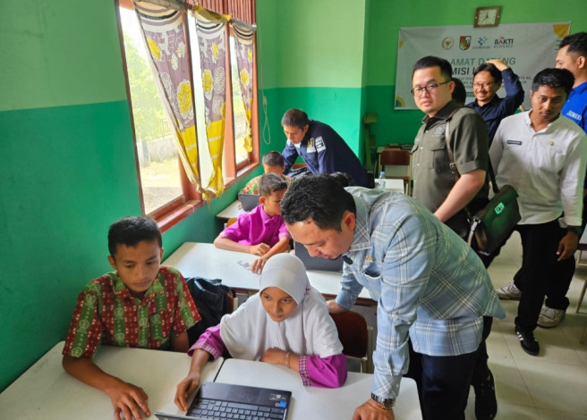 Kementerian Komdigi Diminta Atasi Blankspot Sinyal di Riau