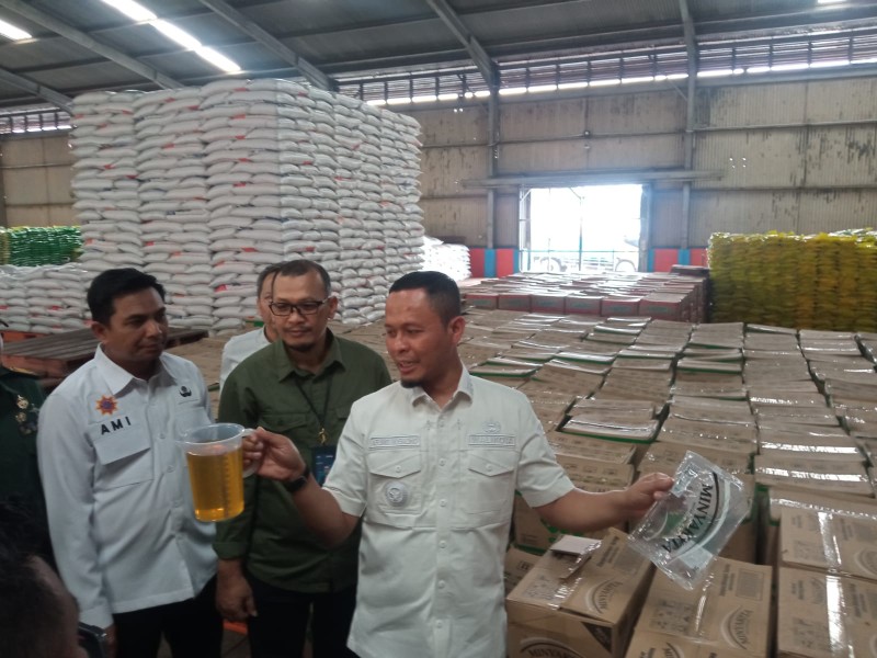 Wali Kota Pekanbaru Pastikan Minyakita Sesuai Takaran dan Stok Aman Hingga Lebaran