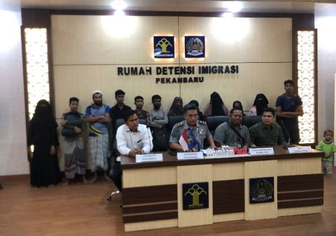 Sudah Didata UNHCR, Rudenim Serahkan 13 Pengungsi Rohingya ke Pemko Pekanbaru