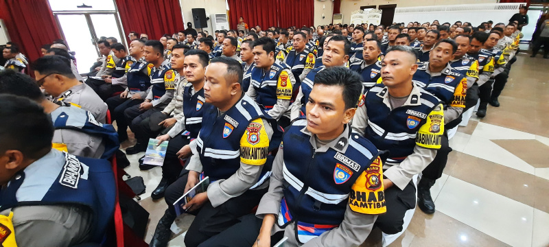 Bhabinkamtibmas Polda Riau Memiliki Tanggungjawab Moral dan Spirit Ditengah Masyarakat