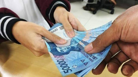 SMAN di Kuansing Nekat Pungut Uang Perpisahan, Gubernur Diminta Plt-kan Kepsek