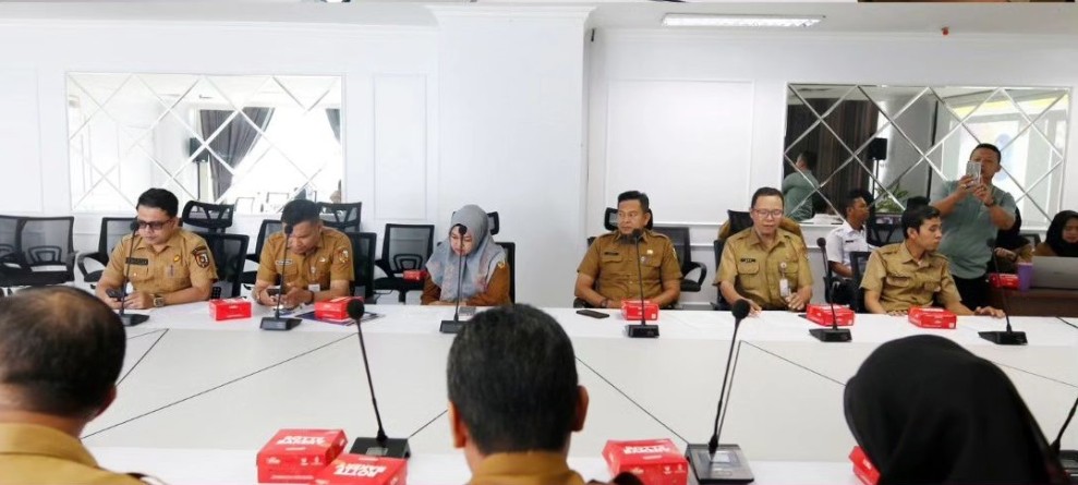 Kepala BKPSDM Pekanbaru Ikuti Rapat Penyusunan Rancangan Perwako TPP ASN Tahun 2025