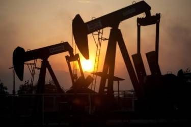 Harga Minyak Dunia Melejit Efek Negosiasi Dagang AS-China