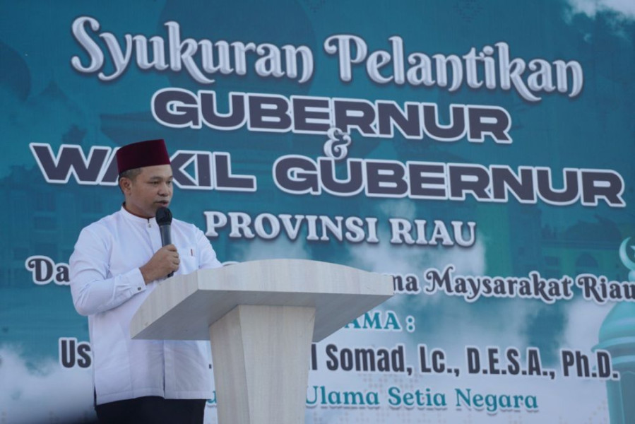 Ribuan Masyarakat Hadiri Syukuran Pelantikan Gubernur Riau Abdul Wahid di Masjid Raya Annur