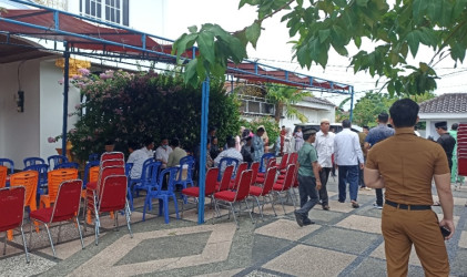 Istri Bupati Rohil Wafat, Gubri Abdul Wahid Sampaikan Belasungkawa Mendalam