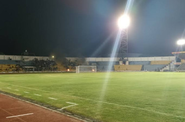 Aksi Bakar Ban Jelang Trofeo Riau Bermarwah, Suporter: Ini Kekecewaan Kami Kepada Gubernur