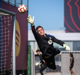 Terpinggirkan di Barcelona, Pep Guardiola akan Boyong Ter Stegen ke Man City