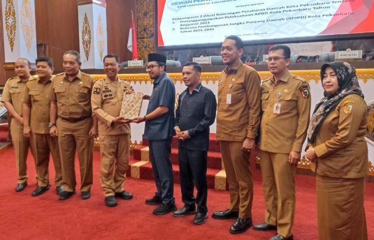 Pemko Pekanbaru Sampaikan Ranperda RPJPD Tahun 2025-2045, Ini Tujuannya