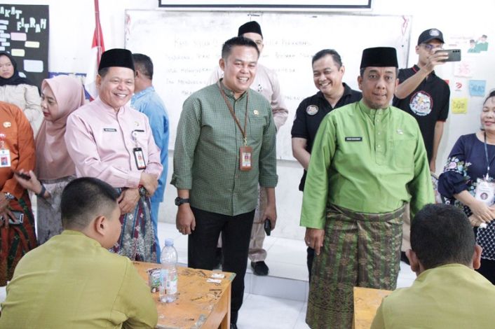 Pekanbaru Terapkan Program Makan Siang Bergizi untuk Siswa, Utamakan Komoditas Lokal