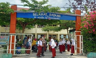 Pemko Pekanbaru Tiadakan Apel Senin Besok, Agung Imbau ASN Antar Anak di Hari Pertama Sekolah