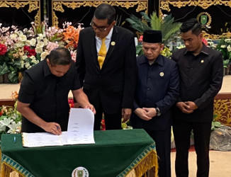 Disetujui DPRD, Perubahan APBD Provinsi Riau 2025 Sebesar Rp9,451 Triliun