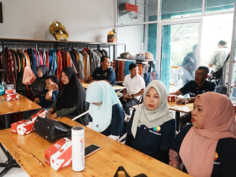 Kolaborasi SSK II dan PPDI Riau Hadirkan Pelatihan Membatik untuk Disabilitas