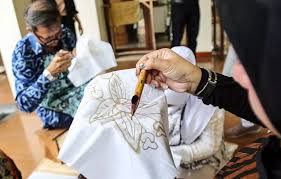 Hari Batik Nasional, Ternyata Indonesia Juga Mengimpor Batik Hampir Rp 2 T