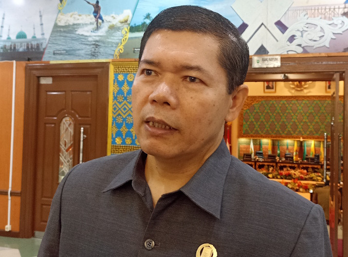 Tugu Zapin Memprihatinkan, Manahara Napitupulu Soroti Kepedulian Pemprov Riau