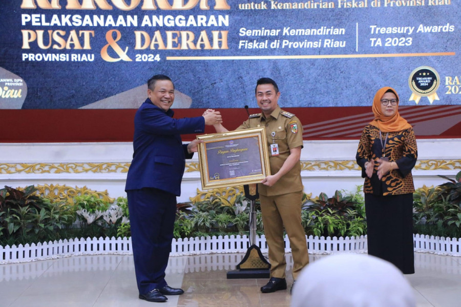 Pemko Pekanbaru Raih 2 Penghargaan di Treasury Award 2024