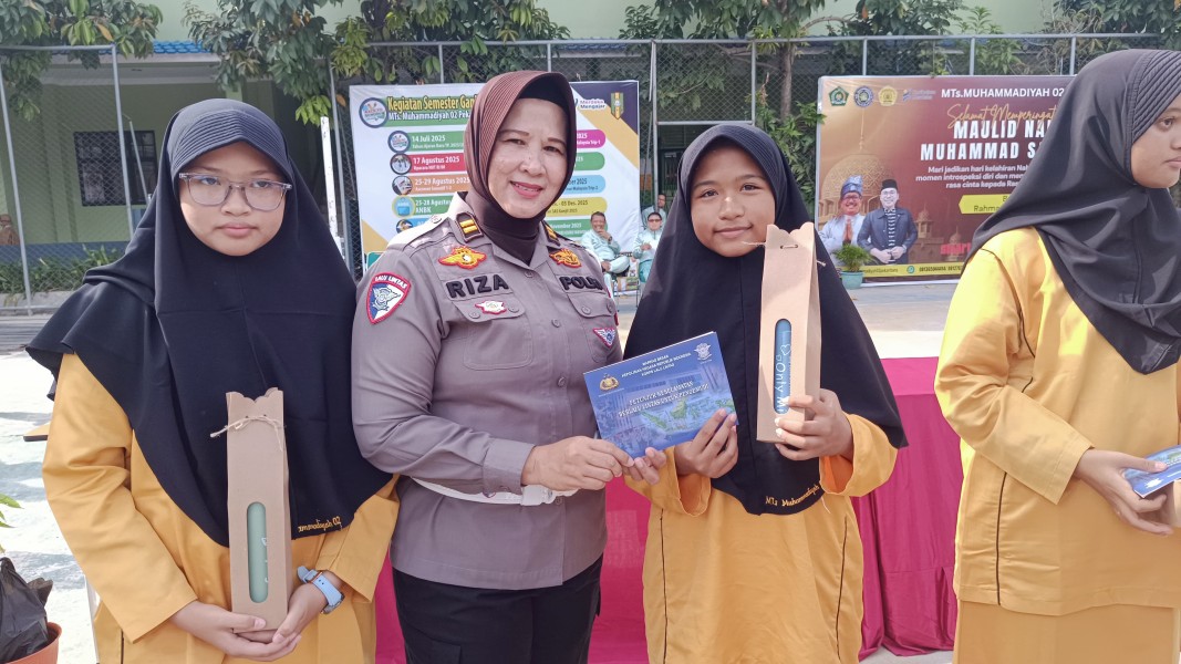 Police Goes To School dan Green Policing, Ditlantas Polda Riau Edukasi 700 Murid MTsN Muhammadiyah 2 Pekanbaru