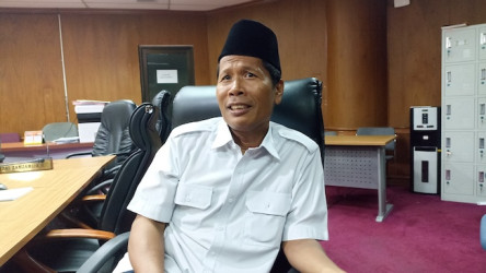 Eet Tolak Rencana Pembentukan Pansus Defisit Anggaran 2024