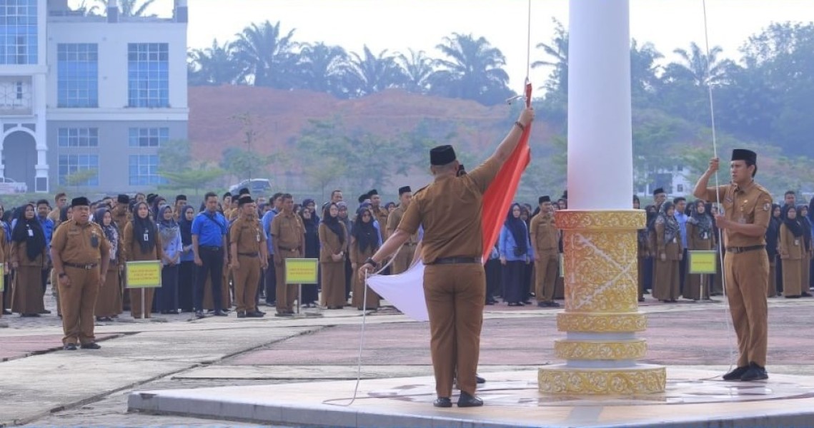 Jajaran BPKAD Pekanbaru Hadiri Apel Gabungan di Halaman Gedung Utama Tenayan Raya