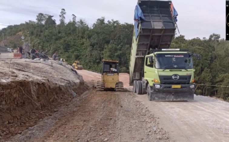 Progres Pembuatan Trase Baru di Jalan Lintas Riau-Sumbar Capai 70%, Ditargetkan Selesai Minggu Depan