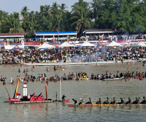1,6 Juta Wisatawan Lokal dan Asing Saksikan Festival Pacu Jalur Kuansing, Perputaran Uang Tembus Rp165 Miliar