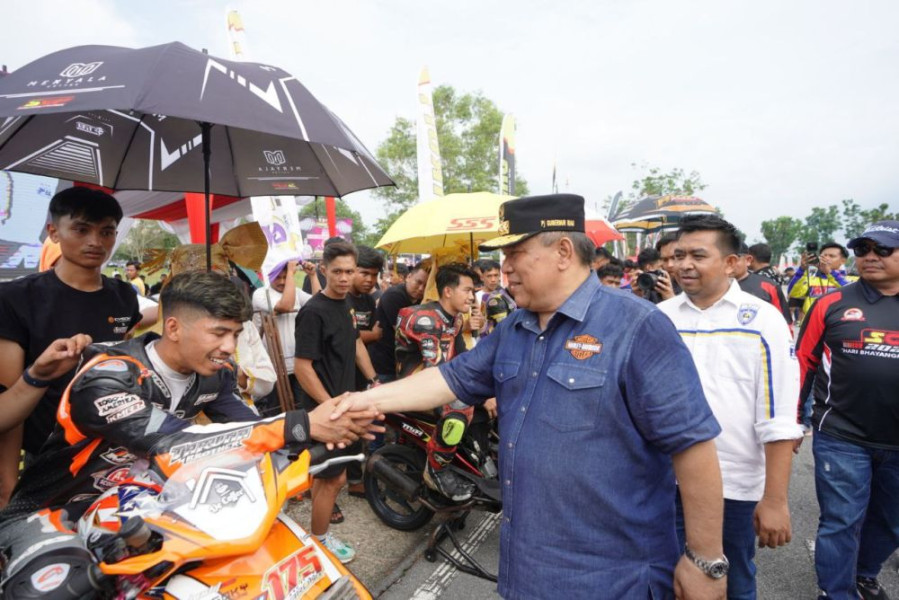 Hadiri Event Balap Motor se-Sumatera di Kampar, Ini Pesan Pj Gubri SF Hariyanto