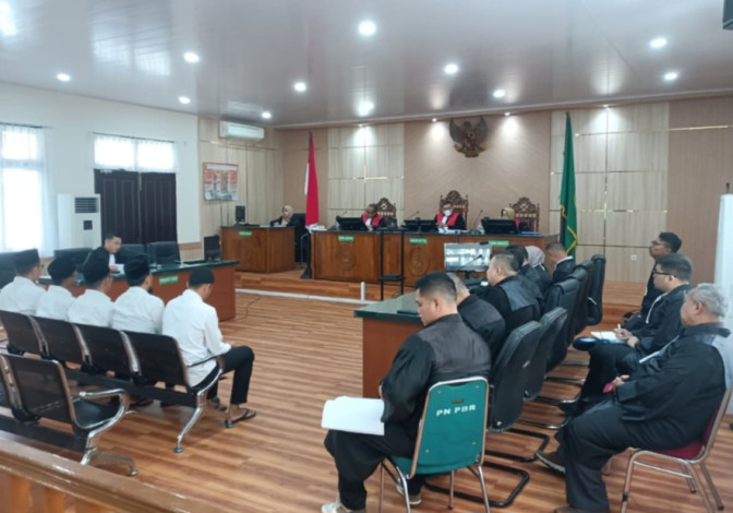 Pimpinan BNI Bangkinang dan Empat Bawahannya Didakwa Korupsi KUR Rp72,8 Miliar