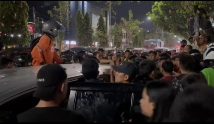 Tabrakan Beruntun di Jalan Tuanku Tambusai Pekanbaru, Driver Ojol Terluka