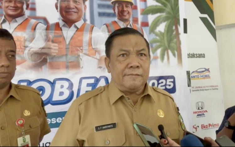 Pemprov Riau Beri Bantuan Rp3 Miliar untuk Korban Bencana Sumatra