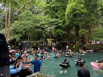 Menikmati Keindahan Alam di Pemandian Tirta Alami Malibo Anai