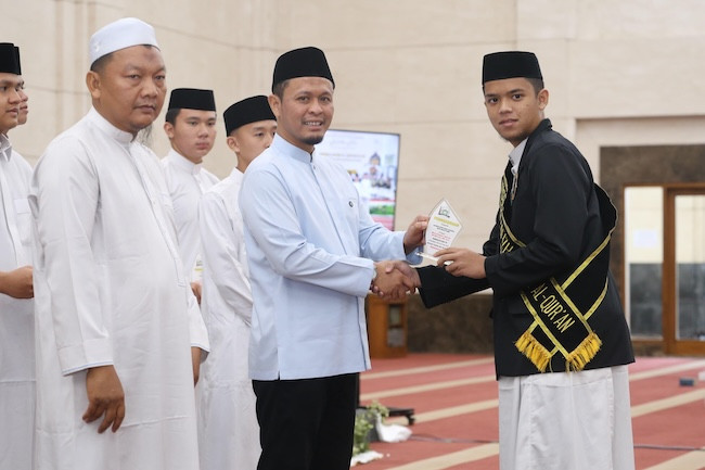 Walikota Pekanbaru Siapkan Beasiswa Khusus untuk Penghafal Al-Qur’an