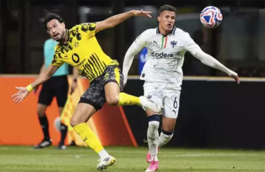 Dortmund Bungkam Monterrey 2-1 lewat Brace Guirassy