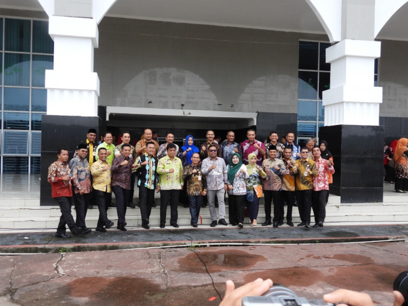 Kepala BPKAD Pekanbaru Hadiri Apel Gabungan Perdana 2025 Bersama ASN dan THL