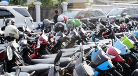 Warga Pekanbaru Bisa Laporkan Oknum Jukir Nakal yang Naikkan Harga Parkir