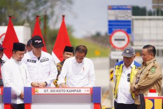 Presiden Jokowi Resmikan Tol Bangkinang - XIII Koto Kampar