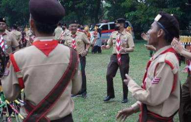 Sejarah Gerakan Pramuka: Kisah Persatuan Pemuda di Balik Seragam Cokelat
