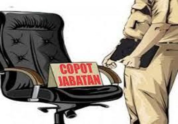Aspidsus dan Asintel Kejati Riau Dicopot, Isu Terkait OTT KPK Mewarnai Mutasi