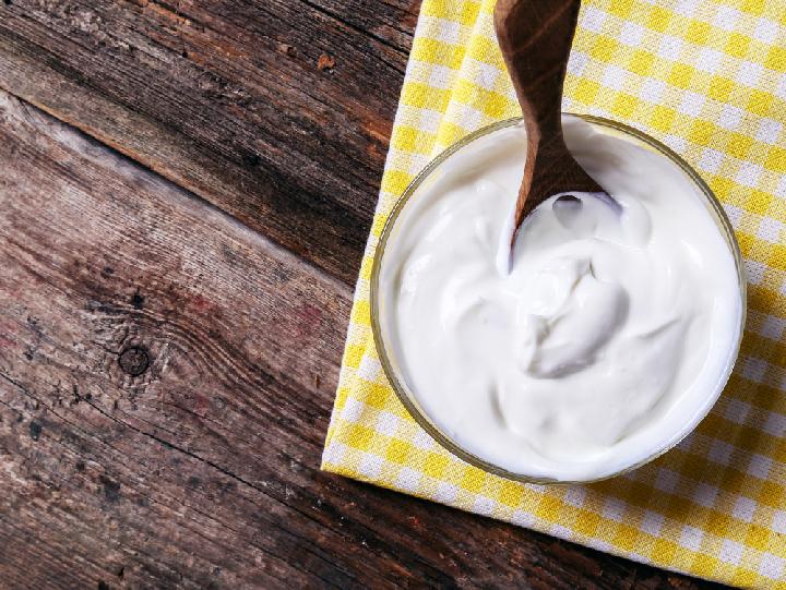 Bagaimana Cara Memilih Yogurt yang Sesuai dengan Kebutuhan Tubuh Kamu?