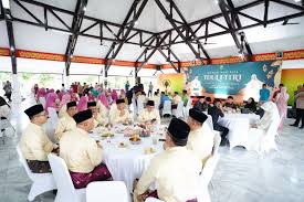 Gubernur Riau Gelar Open House Idulfitri, Ajak Masyarakat Pererat Silaturahmi untuk Riau yang Lebih Maju