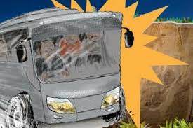 Kecelakaan Minibus dan Motor di Jalan Lintas Pekanbaru-Siak, Satu Korban Terkapar