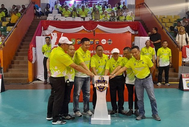 Buka Turnamen Voli Kapolri Cup Zona I, Kapolda Optimis Riau Menang