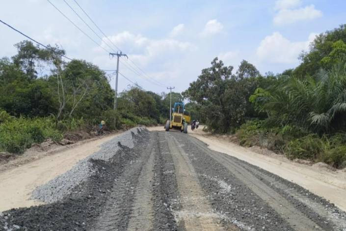 Pemprov Riau Prioritas Perbaikan 9 Ruas Jalan di Pekanbaru