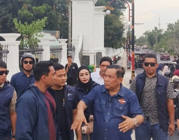 SF Hariyanto Lakukan Riding Sambil Tinjau Progres Pelebaran Jalan di Pekanbaru