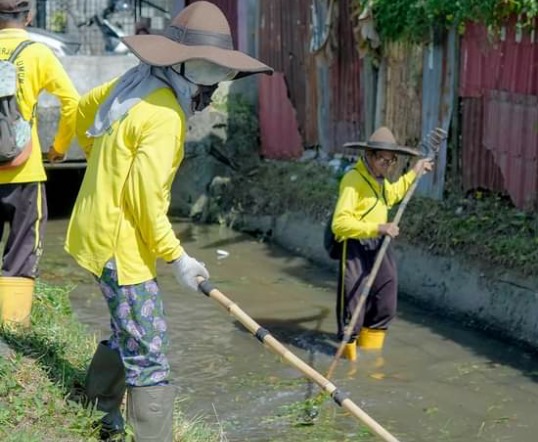 PUPR Pekanbaru Normalisasi Drainase di Jalan Arifin Ahmad