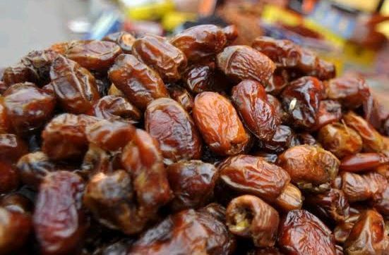 8 Manfaat Konsumsi Kurma Saat Puasa