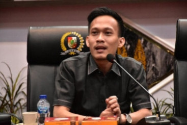 Momentum Hari Guru, DPRD Pekanbaru Minta Kesejahteraan Pendidik Diperhatikan